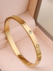 Damen-Armbandset aus Edelstahl, Blumen-Nageldesign, lässiger Stil, elegantes Schmuckarmband für Frauen, perfektes Geschenk für sie, hochwertiges Armband