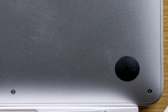 Apple MacBook Air 2015 13-Inch A1466 Core i5 8GB RAM No SSD – 19 Cycles