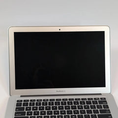Apple MacBook Air 2015 13.3-Inch MJVE2LL/A Core i5 4GB RAM 128GB SSD Silver