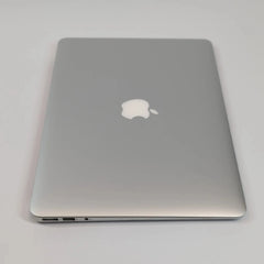 Apple MacBook Air 2015 13.3-Inch MJVE2LL/A Core i5 4GB RAM 128GB SSD Silver