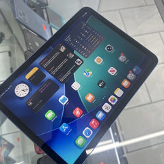 Apple iPad 10th Gen (64GB, Wi-Fi, Blue) Mint Condition 2023
