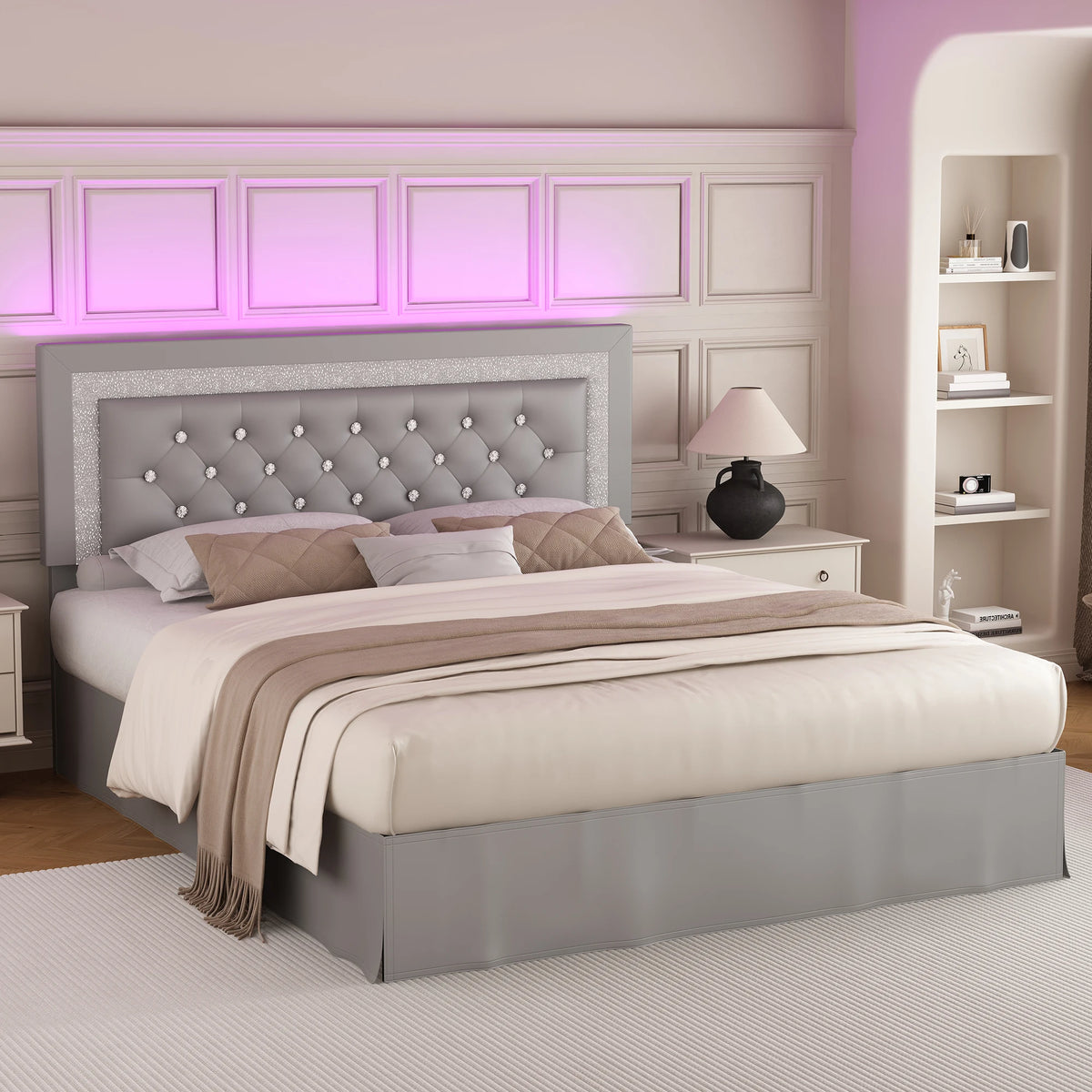 Cadre de lit flottant Garvee avec lumières LED intelligentes, tête de lit capitonnée en losange, support à lattes en bois massif, silencieux, pas besoin de sommier, montage facile, disponible en tailles King, Queen et Full