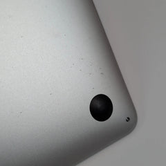 Apple MacBook Air 2015 13.3-Inch MJVE2LL/A Core i5 4GB RAM 128GB SSD Silver
