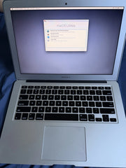 Apple MacBook Air 2017 13.3-Inch Core i5 4GB RAM 128GB SSD Silver