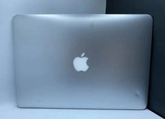 Apple MacBook Air MD760LL/B 13.3-Inch Core i5 8GB RAM 128GB SSD