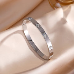 ZAKOL Ensemble de 5/1 Bracelets Scintillants en Acier Inoxydable Incrustés de Zircon pour Femme, Bracelets Joncs Empilables, Bijoux Tendance qui ne se Décolorent pas, Idée Cadeau