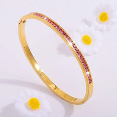 Damen-Armbandset aus Edelstahl, Blumen-Nageldesign, lässiger Stil, elegantes Schmuckarmband für Frauen, perfektes Geschenk für sie, hochwertiges Armband
