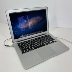 Apple MacBook Air A1466 2012 1.8GHz Core i5 4GB Ram 250GB SSD Lion 10.7.5